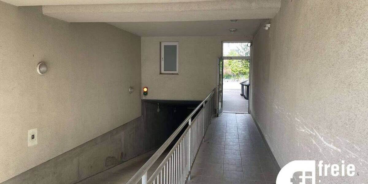 Etagenwohnung Dresden Pieschen-Süd - 4 Zimmer, 84 m&sup2;, 250.000&euro; | Angebot:26750976