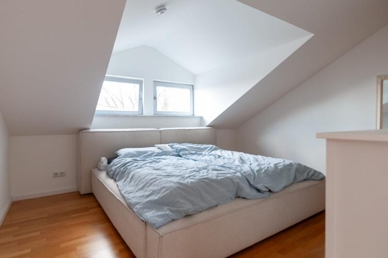 Dachgeschoßwohnung Dresden Loschwitz - 3 Zimmer, 101 m&sup2;, 1.165&euro; | Angebot:26288747