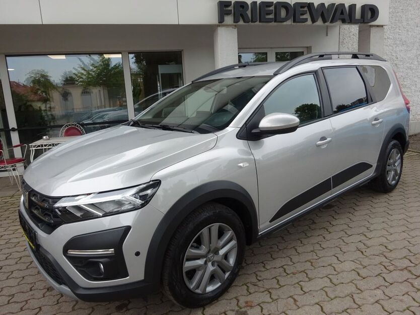 Dacia Jogger 19.190 km 17.990 € Dresden 01217