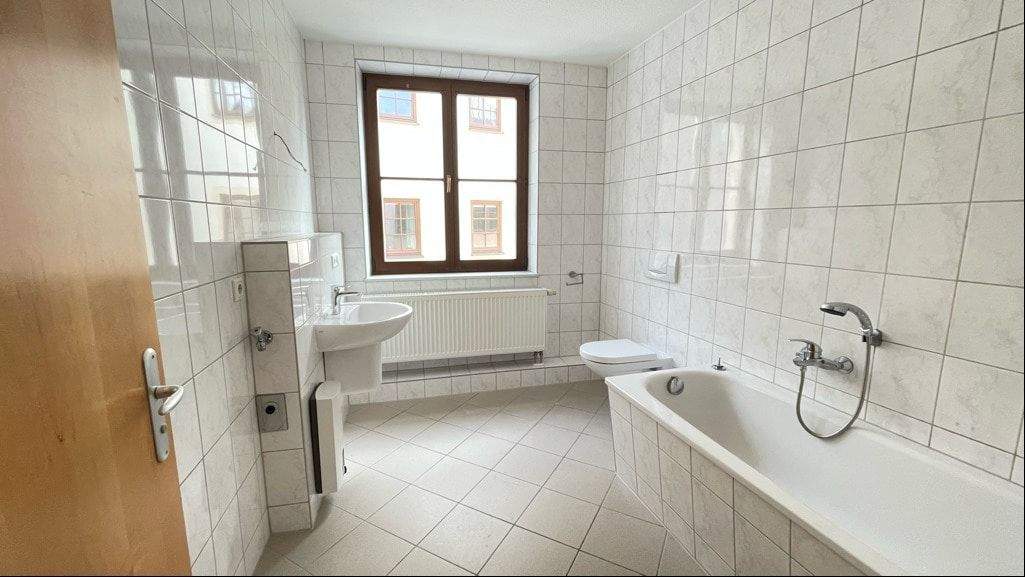 Etagenwohnung Stolpen - 2 Zimmer, 65 m&sup2;, 350&euro; | Angebot:24678153