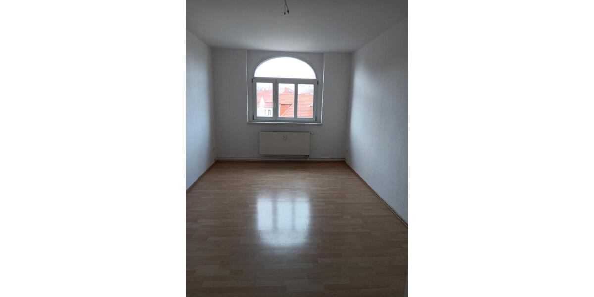 Etagenwohnung Freital - 4 Zimmer, 114 m&sup2;, 860&euro; | Angebot:25148230