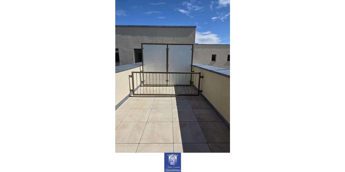 Etagenwohnung Dresden Neustadt - 4 Zimmer, 107 m&sup2;, 1.920&euro; | Angebot:26908323