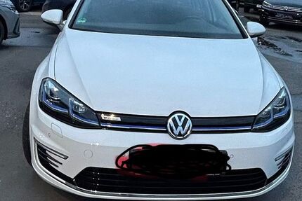 VW Golf 31.000 km 15.500 &euro; Dresden 01109