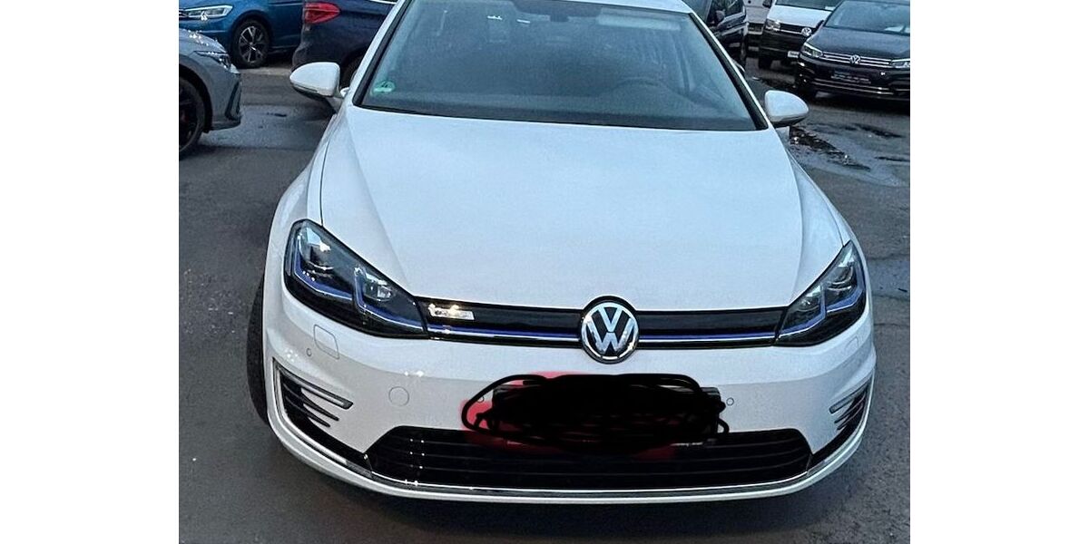 VW Golf 31.000 km 15.500 &euro; Dresden 01109