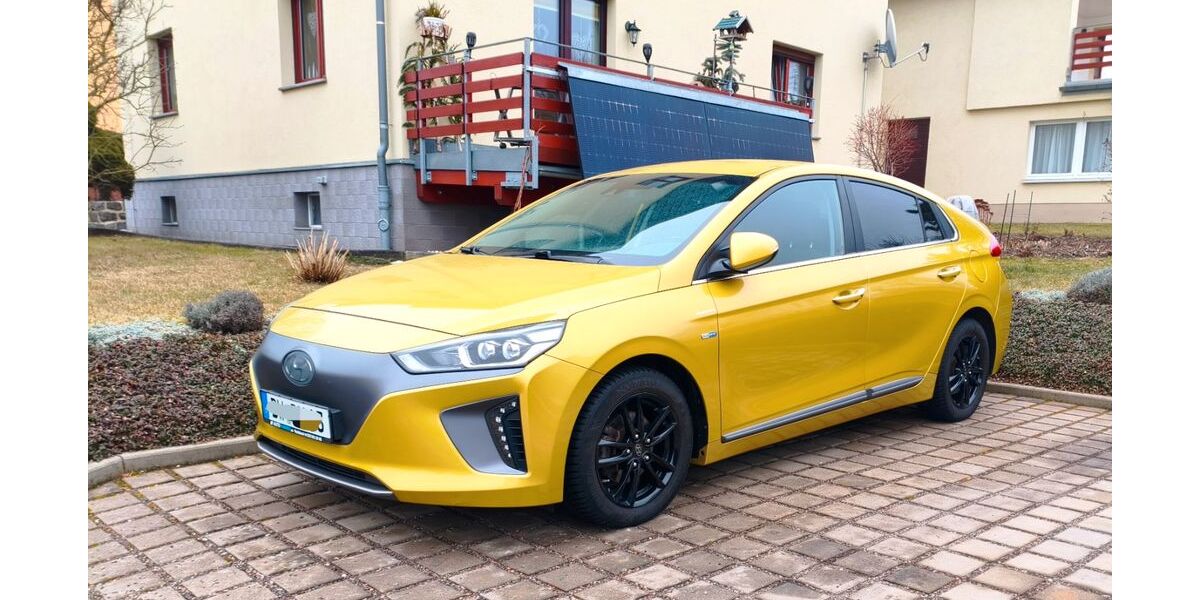 Hyundai IONIQ 89.000 km 14.890 &euro; Rabenau OT Oelsa 01734