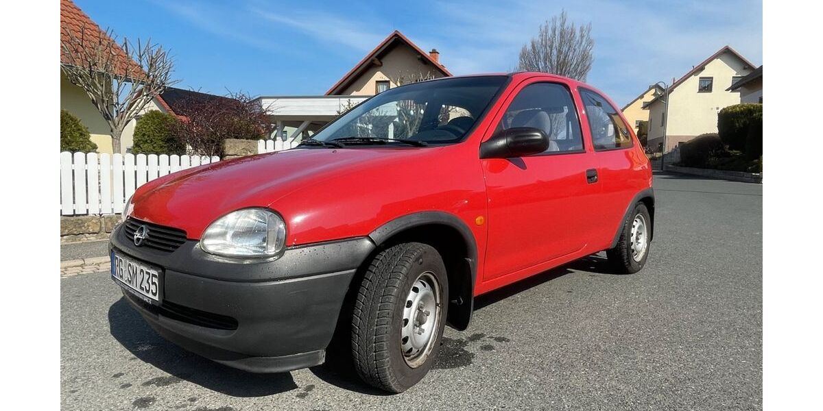 Opel Corsa 26.989 km 2.950 &euro; Pirna 01796