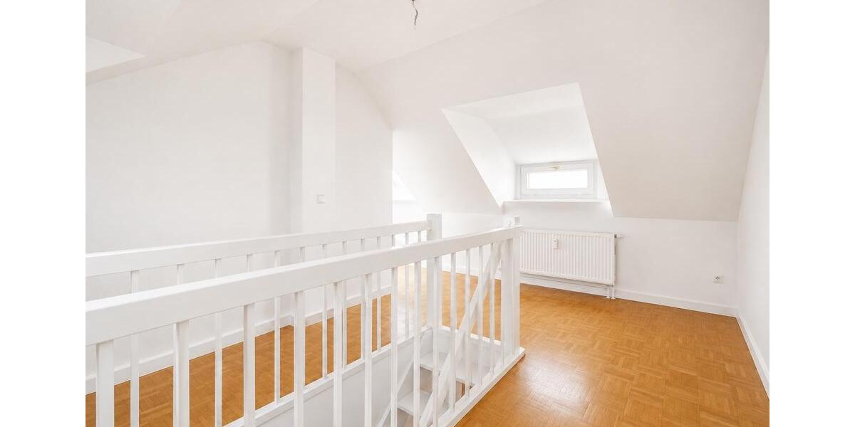 Dachgeschoßwohnung Dresden Cotta - 2.5 Zimmer, 73 m&sup2;, 239.000&euro; | Angebot:27192232