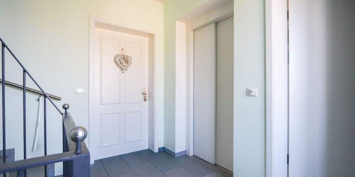 Etagenwohnung Dresden Kleinzschachwitz - 5 Zimmer, 134 m&sup2;, 525.000&euro; | Angebot:25682483