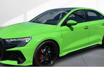 Audi RS3 1.229 km 75.490 &euro; Dresden 01169