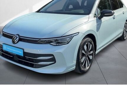 VW Golf 15.209 km 31.890 &euro; Dresden 01067