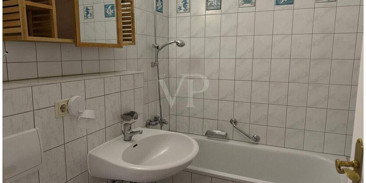 VERMIETETE 2 RAUMWOHNUNG MIT TERRASSE UND TIEFGARAGENSTELLPATZ IN GUTER WOHNLAGE VON COSWIG 2 zimmer