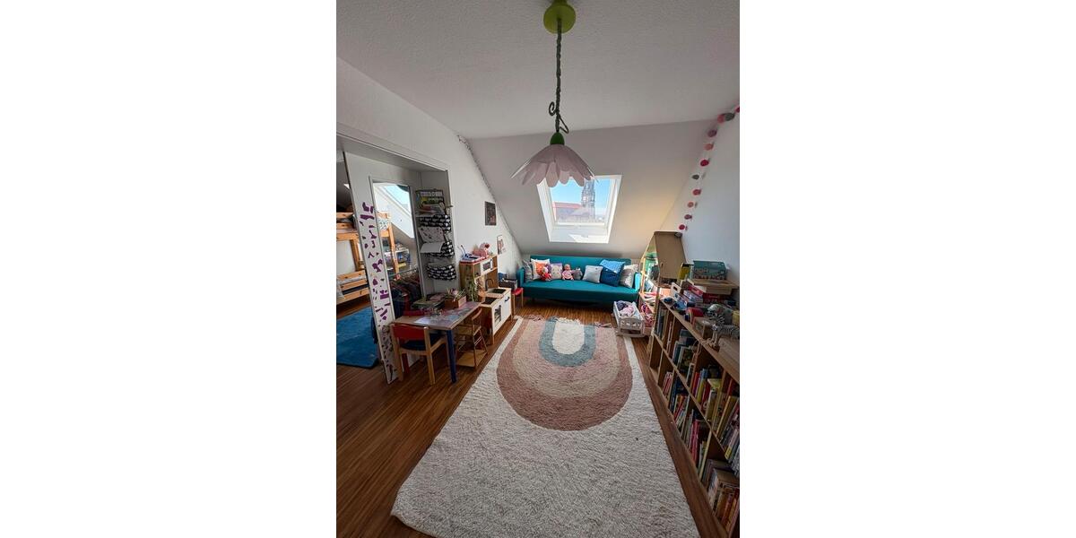 Dachgeschoßwohnung Dresden Neustadt - 4.5 Zimmer, 160 m&sup2;, 2.990&euro; | Angebot:26491974