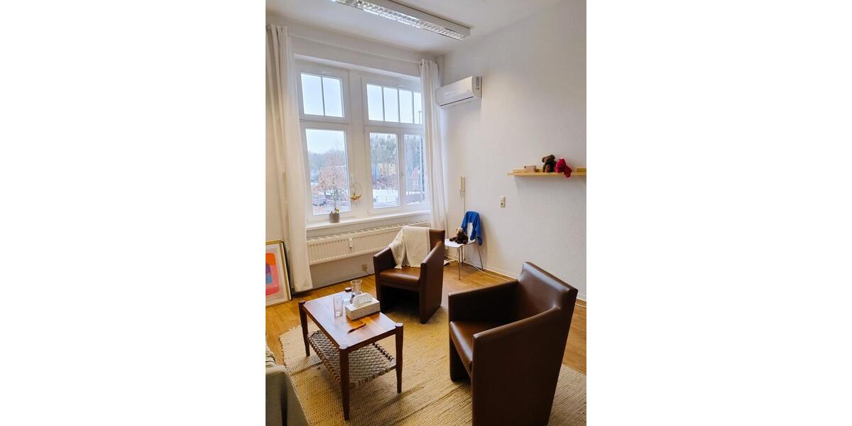 Repräsentative Büro- und Praxisräume auf dem Sonnenstein zimmer