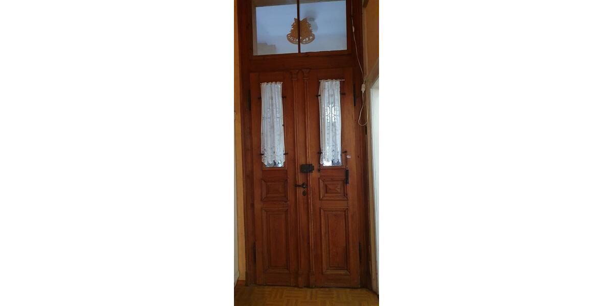 Villa Meißen - 10 Zimmer, 200 m&sup2;, 380.000&euro; | Angebot:25846082