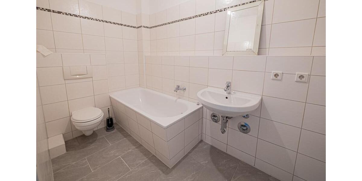 Etagenwohnung Dresden Klotzsche - 3 Zimmer, 75 m&sup2;, 1.100&euro; | Angebot:25181810