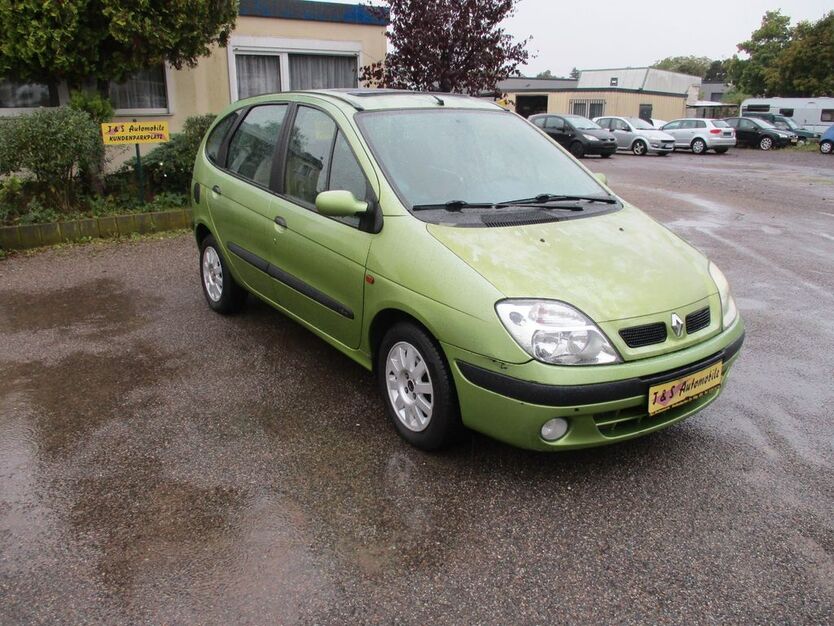 Renault Scenic 252.000 km 599 € Dresden 01277