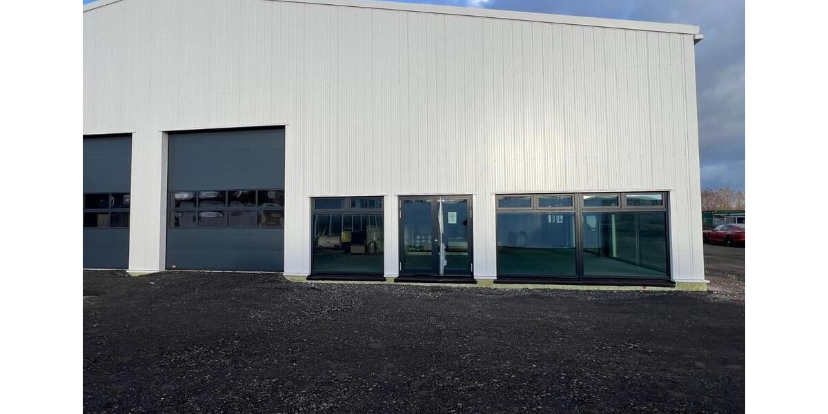 Autohaus Lackierer Halle Gewerbehalle 225m² - 425m² + Stellplatz zimmer