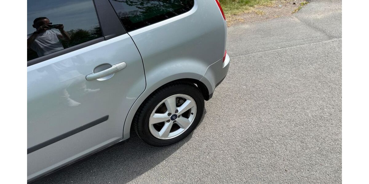 Ford C-Max 171.672 km 999 &euro; Rabenau 01734