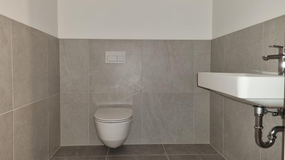 Etagenwohnung Dresden Neustadt - 3 Zimmer, 92 m&sup2;, 1.750&euro; | Angebot:25181797