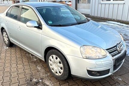 VW Jetta 146.975 km 3.900 &euro; Bannewitz 01728