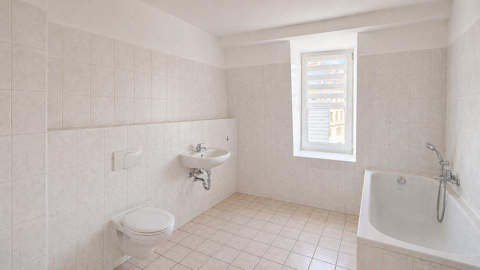Dachgeschoßwohnung Meißen - 2 Zimmer, 54 m&sup2;, 450&euro; | Angebot:26477154