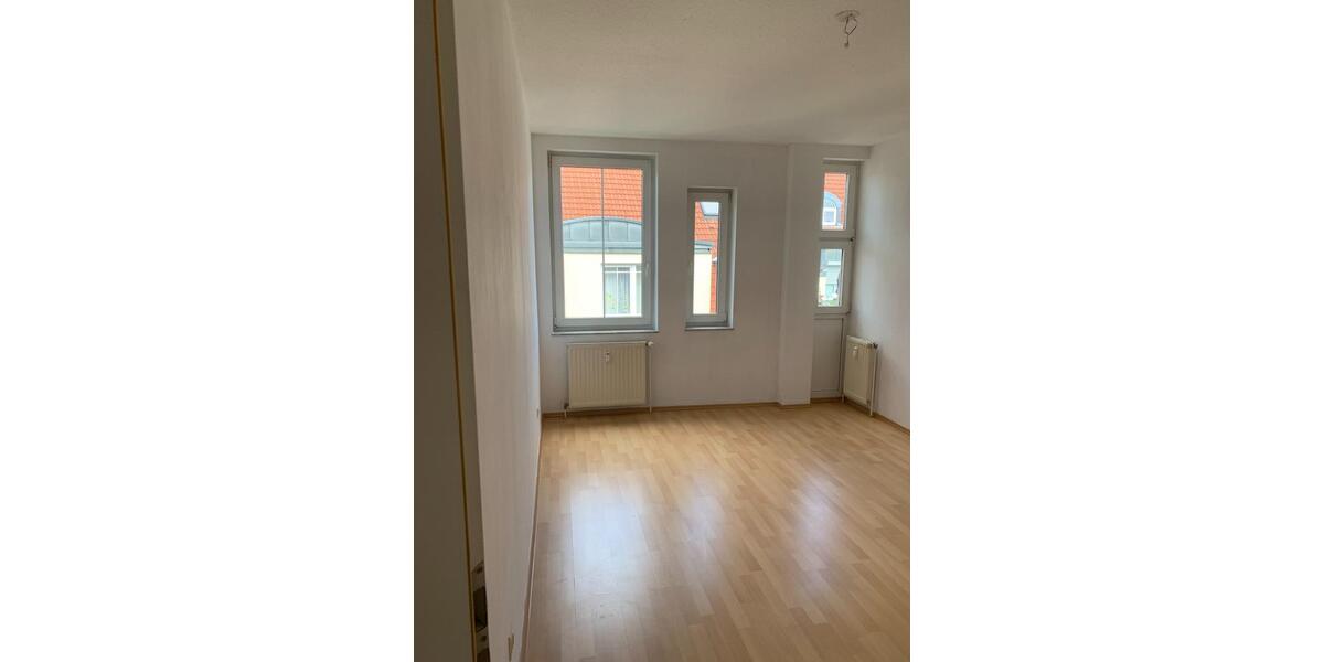 Etagenwohnung Dresden Schönfeld-Weißig - 2 Zimmer, 60 m&sup2;, 543&euro; | Angebot:25376945