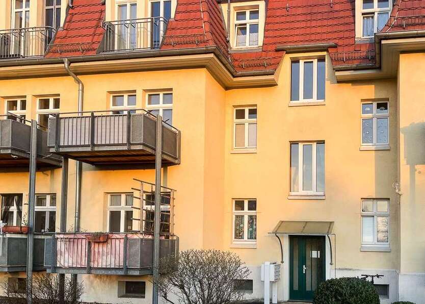 Wohnung zum Kaufen in Radebeul 132.000 € 54 m²