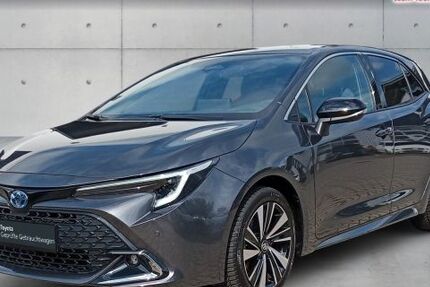 Toyota Corolla 8.854 km 27.990 &euro; Pirna 01796