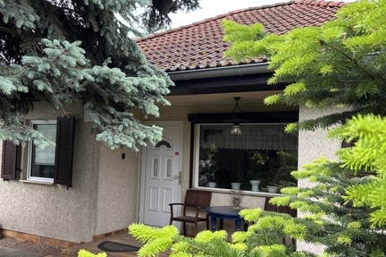 Idyllischer Bungalow auf großem Baugrundstück (1.560 m²) mit exzellentem Neubau-Potenzial in Coswig - Haus Coswig | Angebot:27443879