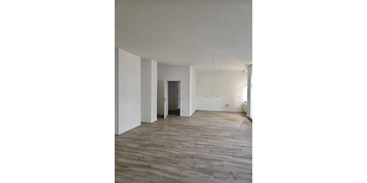 Etagenwohnung Dresden Äußere Neustadt - 5 Zimmer, 139 m&sup2;, 1.900&euro; | Angebot:26806226