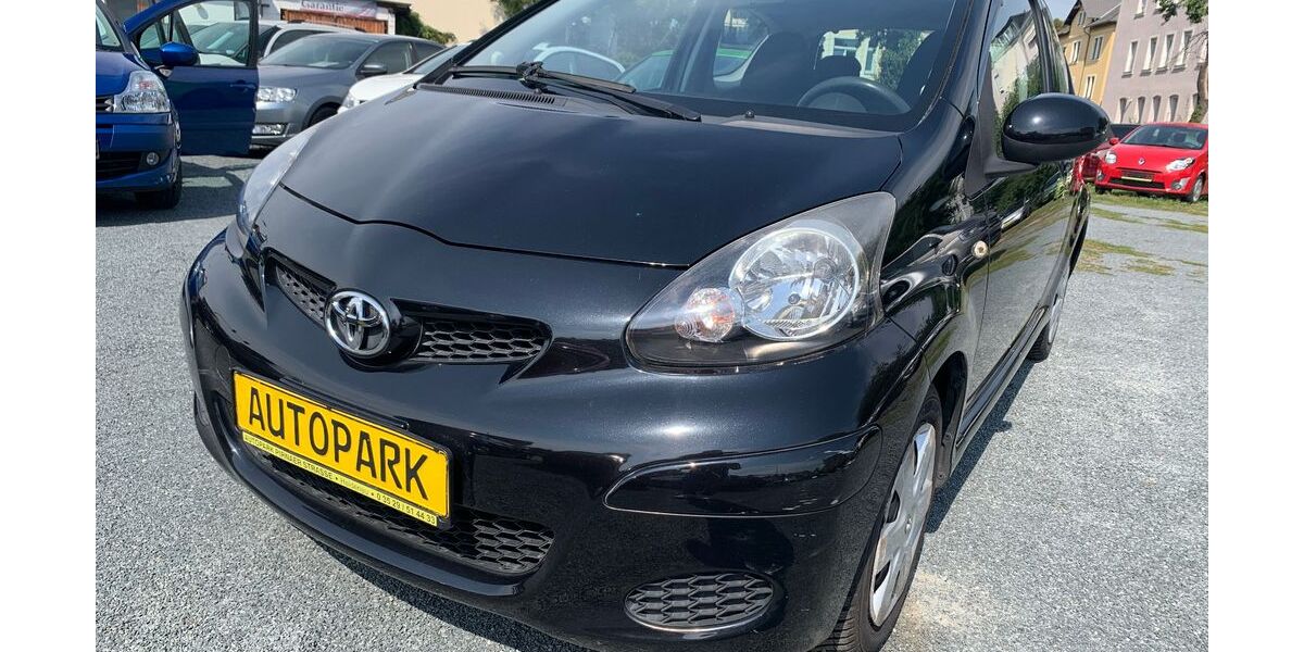 Toyota Aygo (X) 90.500 km 2.500 &euro; Heidenau 01809
