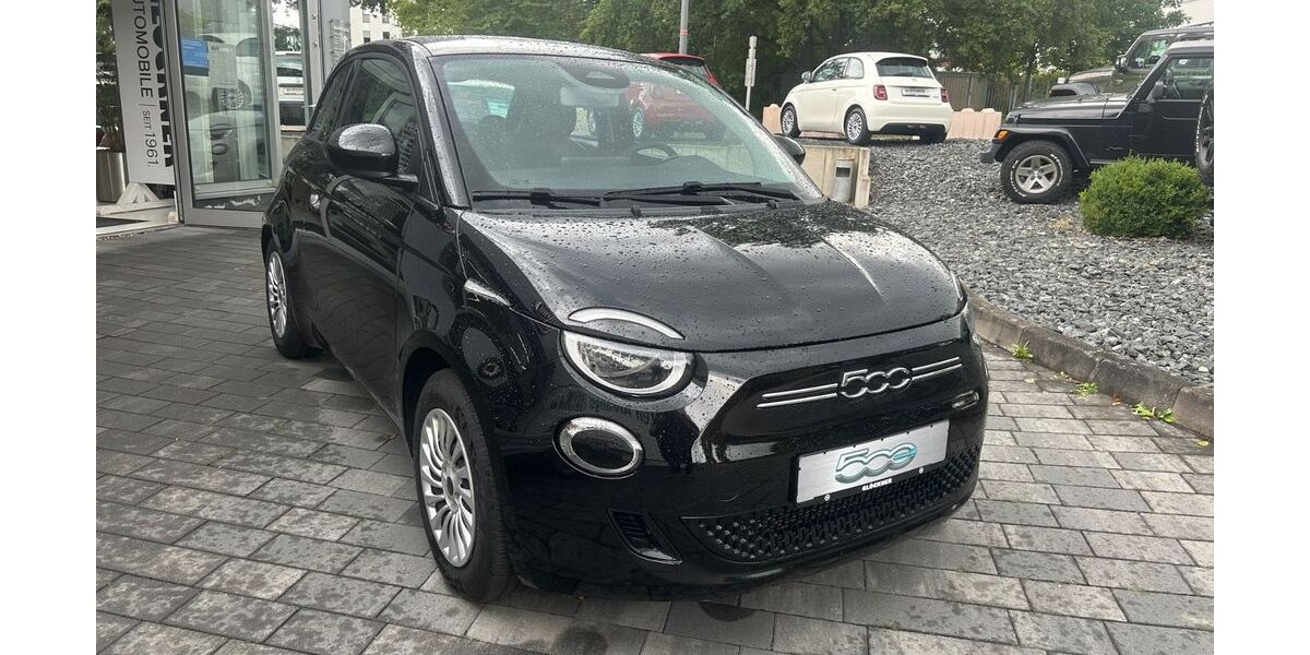 Fiat 500e 13.623 km 21.990 &euro; Dresden 01109