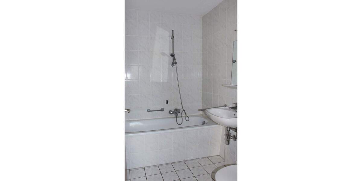 Etagenwohnung Freital Potschappel - 2 Zimmer, 52 m&sup2;, 362&euro; | Angebot:25372930