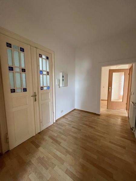 Großzügige 3-Raum-Wohnung mit Gäste-WC in ruhige Lage! zimmer