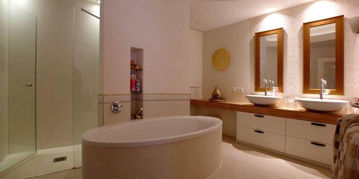 Etagenwohnung Dresden Innere Altstadt - 4 Zimmer, 109 m&sup2;, 859.000&euro; | Angebot:25780978