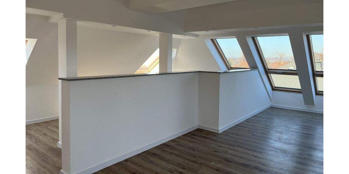 Etagenwohnung Dresden Cotta - 5 Zimmer, 119 m&sup2;, 1.500&euro; | Angebot:25631929