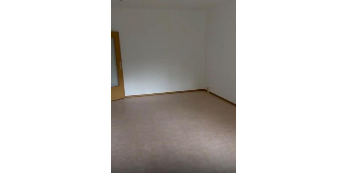 Etagenwohnung Dresden Prohlis - 3 Zimmer, 66 m&sup2;, 477&euro; | Angebot:26265626