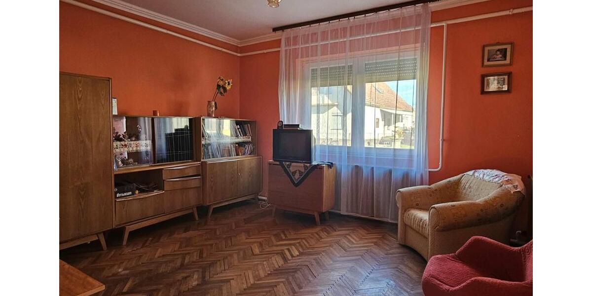 Einfamilienhaus Dresden Neustadt - 4 Zimmer, 100 m&sup2;, 83.000&euro; | Angebot:26987409