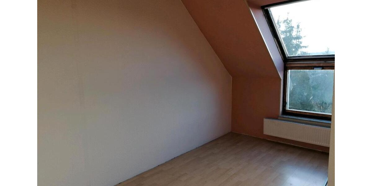 Reihenhaus Dippoldiswalde - 4.5 Zimmer, 102 m&sup2;, 270.000&euro; | Angebot:27122772
