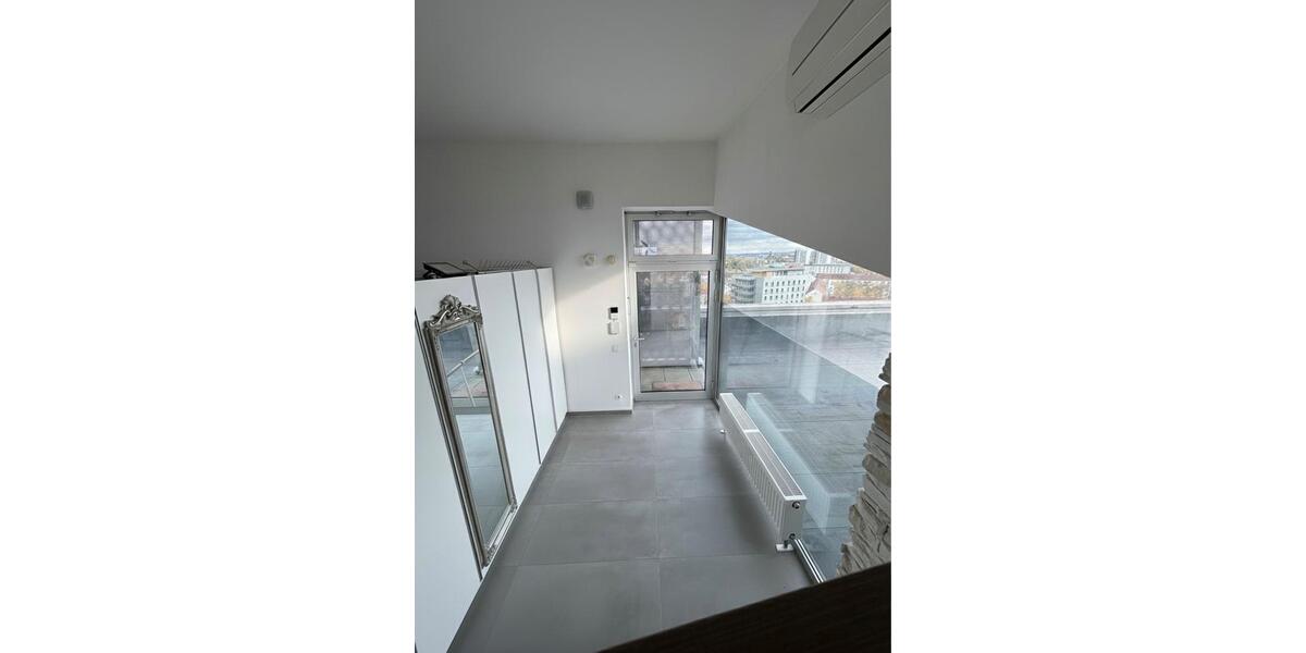 Citylights & Ballons – Penthouse mit besonderem Flair und EBK! 1 zimmer