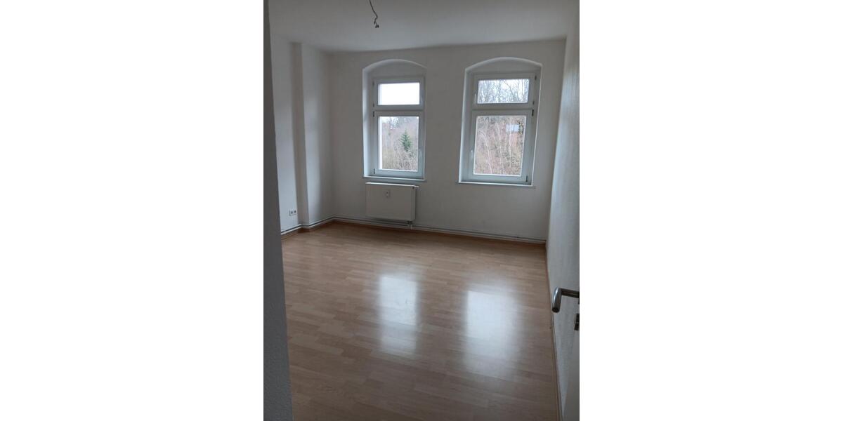 Etagenwohnung Freital - 4 Zimmer, 114 m&sup2;, 860&euro; | Angebot:25148230