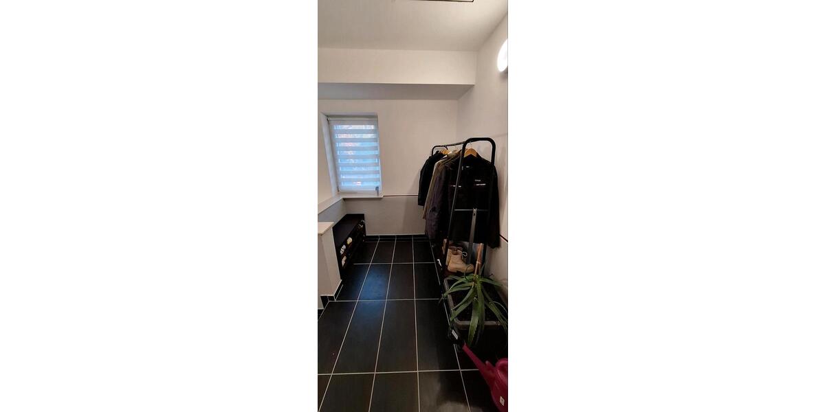 Etagenwohnung Bannewitz - 3 Zimmer, 98 m&sup2;, 1.350&euro; | Angebot:26661283