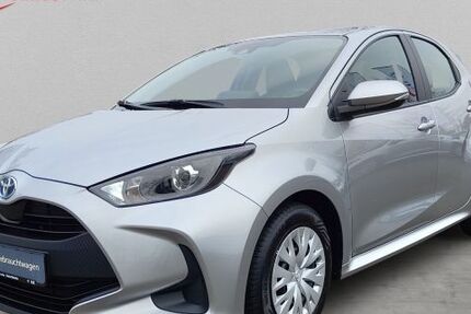 Toyota Yaris 48.263 km 17.990 &euro; Pirna 01796