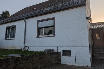 Einfamilienhaus mit Garten
