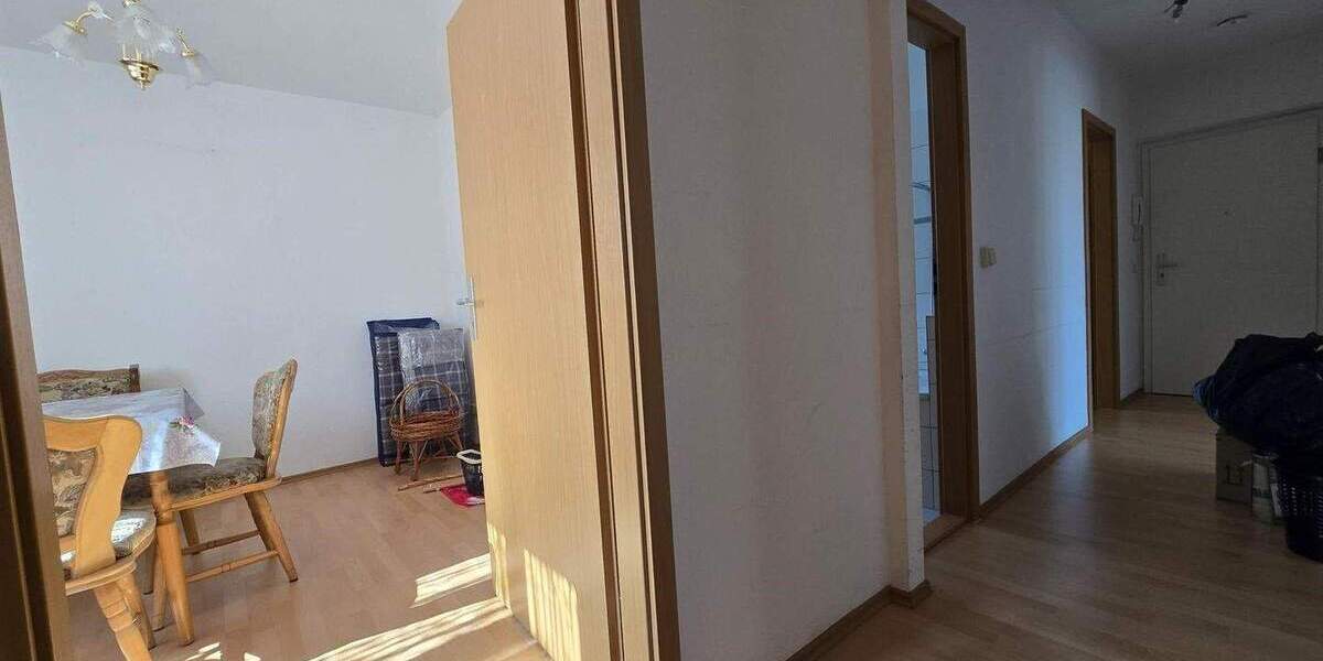 Etagenwohnung Dresden Leuben - 3 Zimmer, 73 m&sup2;, 734&euro; | Angebot:25834712