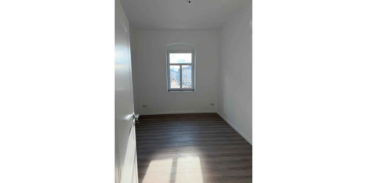 Erdgeschoßwohnung Dresden Schönfeld-Weißig - 4 Zimmer, 93 m&sup2;, 790&euro; | Angebot:24625555