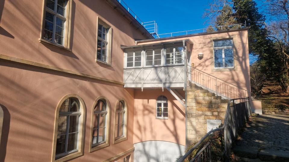 Maisonettenwohnung Dresden Loschwitz - 3.5 Zimmer, 207 m&sup2;, 1.750&euro; | Angebot:26279421