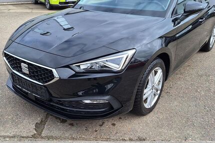 Seat Leon 33.960 km 15.499 &euro; Dresden 01157