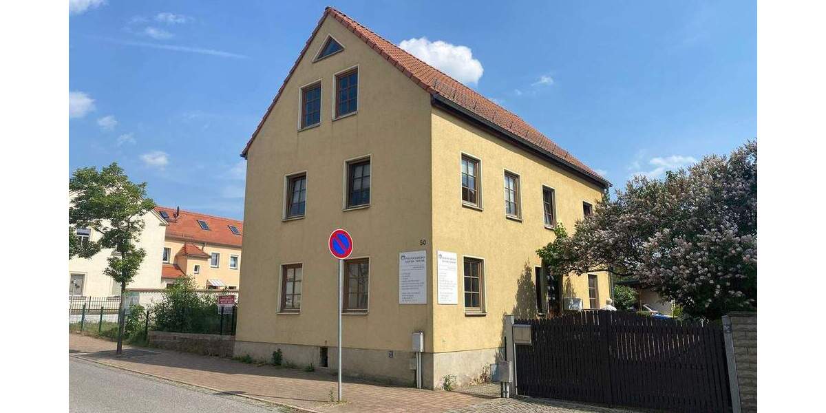 Kleines Mehrfamilienhaus plus Baugrundstück in Weinböhla! 1 zimmer