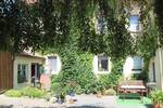 Großes EFH (oder Mehrfamilienhaus) in einem Ortsteil von Dipps!
